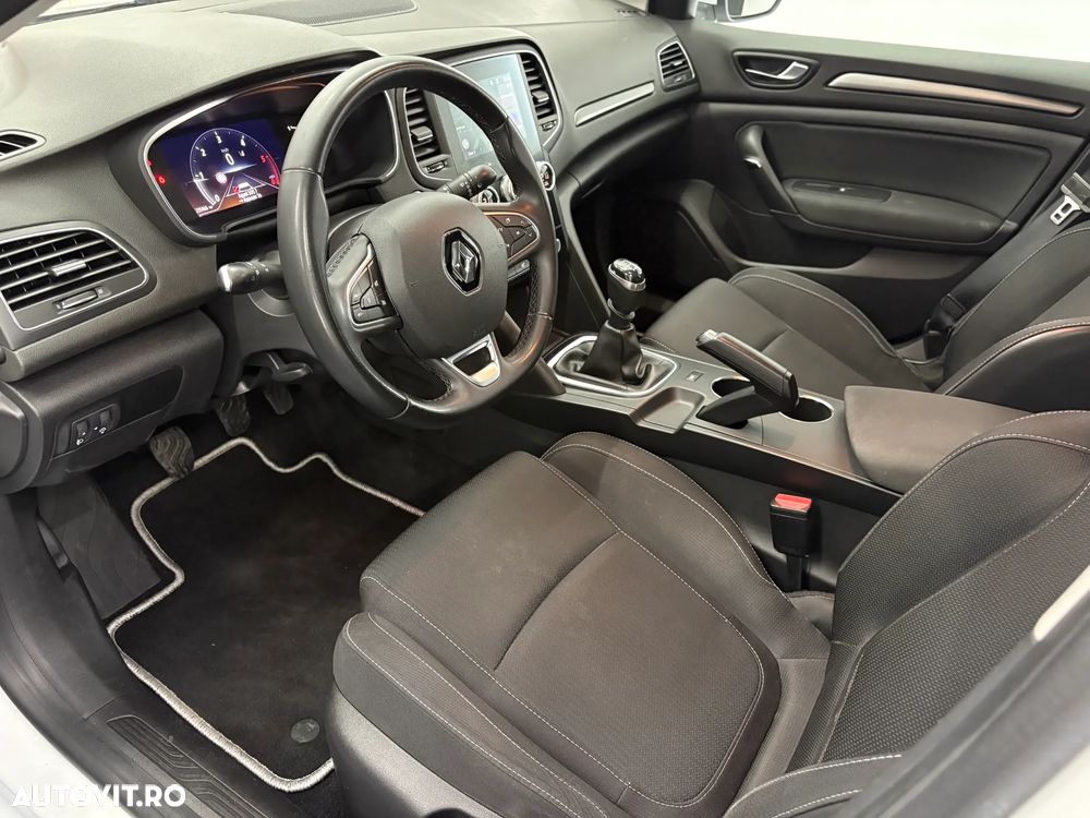 Renault Megane BLUE dCi 115 Techno - 2