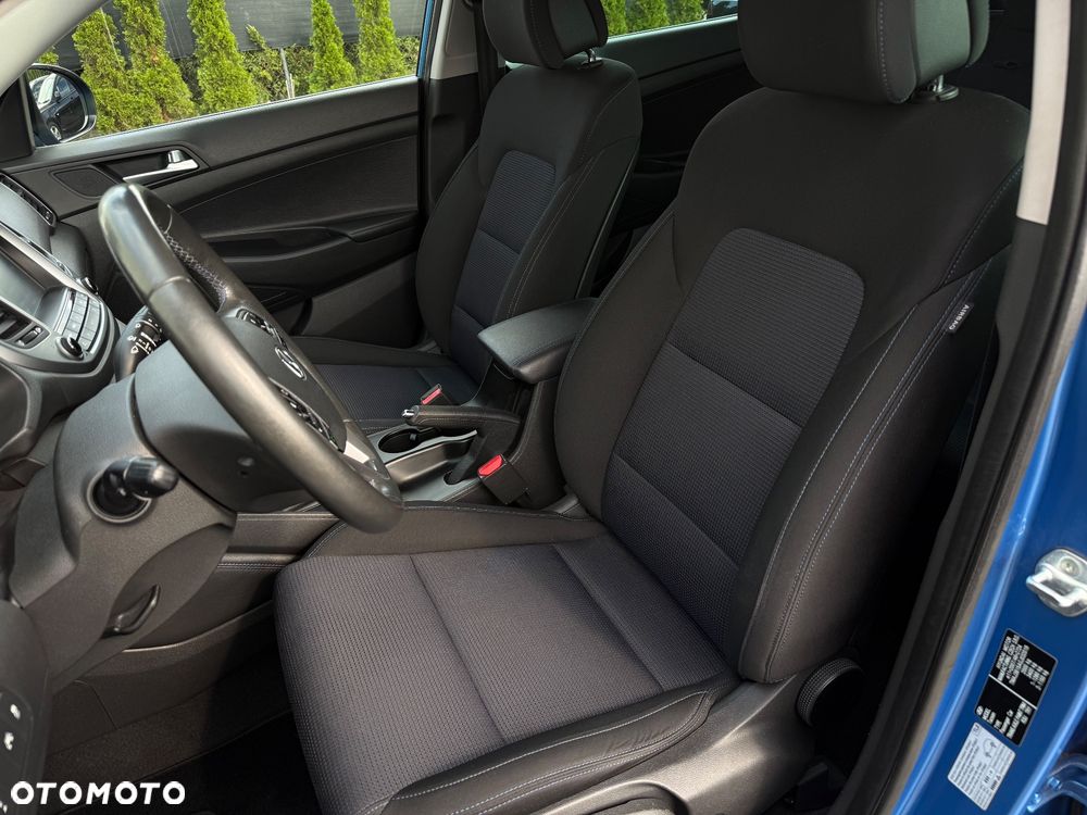 Hyundai Tucson blue 1.7 CRDi 2WD Advantage - 17