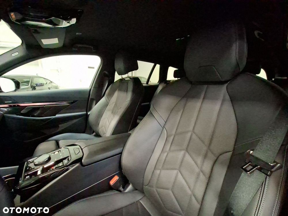 BMW Seria 5 - 13