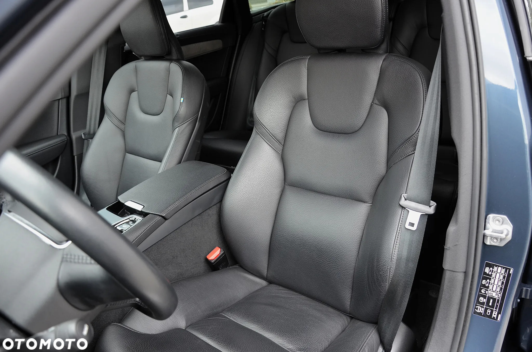 Volvo V90 T6 Recharge AWD Geartronic Inscription - 22