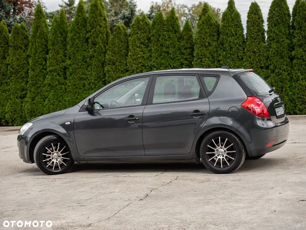 Kia Ceed 1.4 CVVT LX Basis - 10