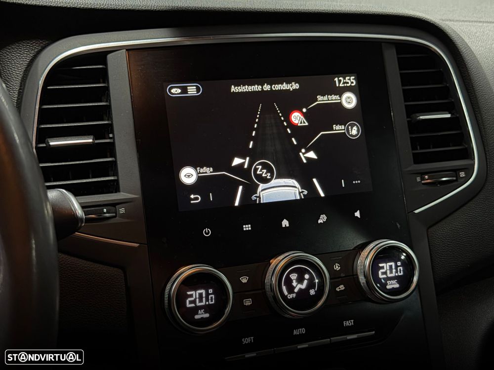 Renault Mégane E-Tech Plug-in Hybrid 160 EQUILIBRE - 23