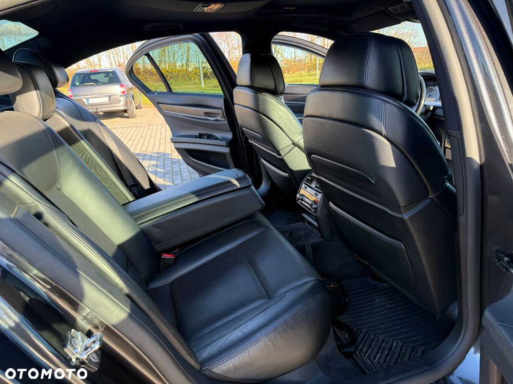 BMW Seria 7 730d - 9