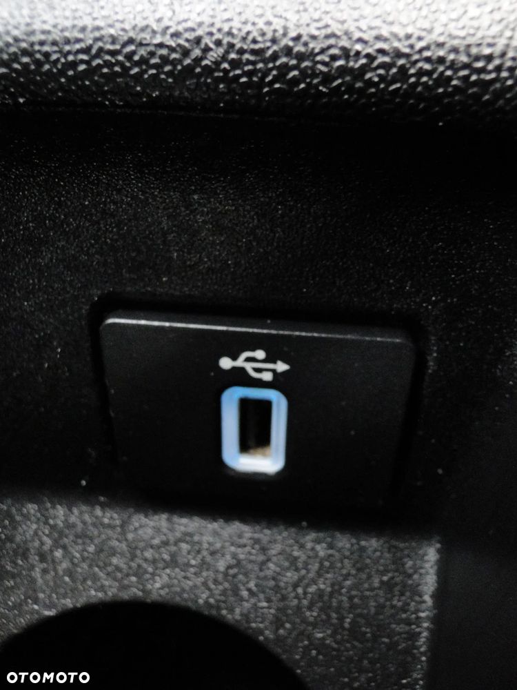 Ford Fiesta - 23