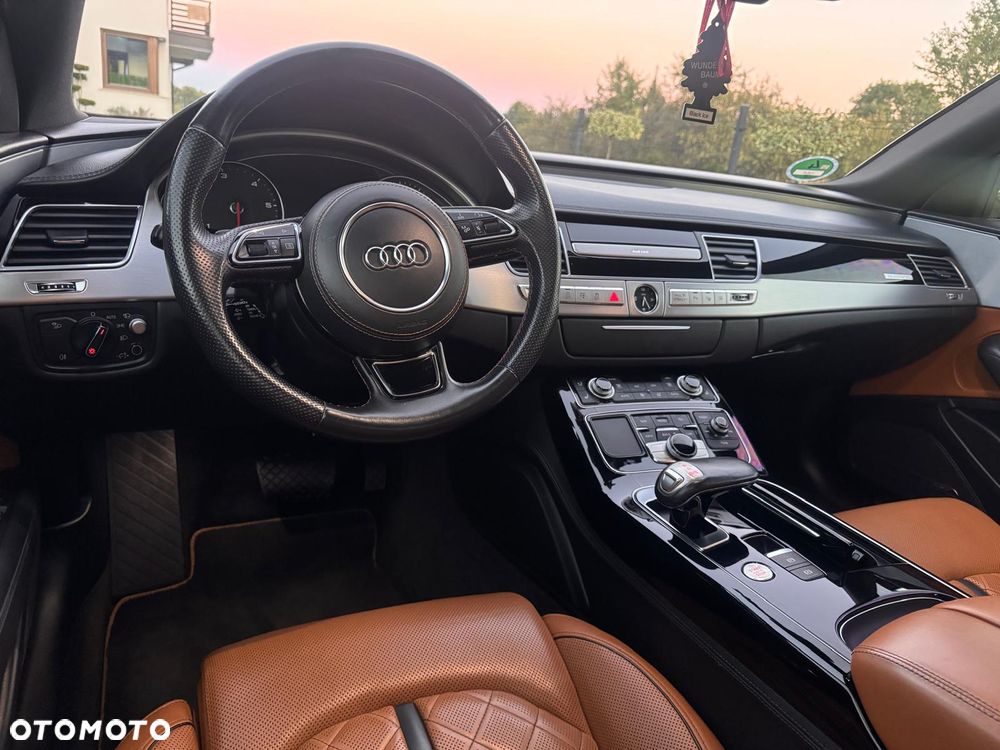 Audi A8 - 23
