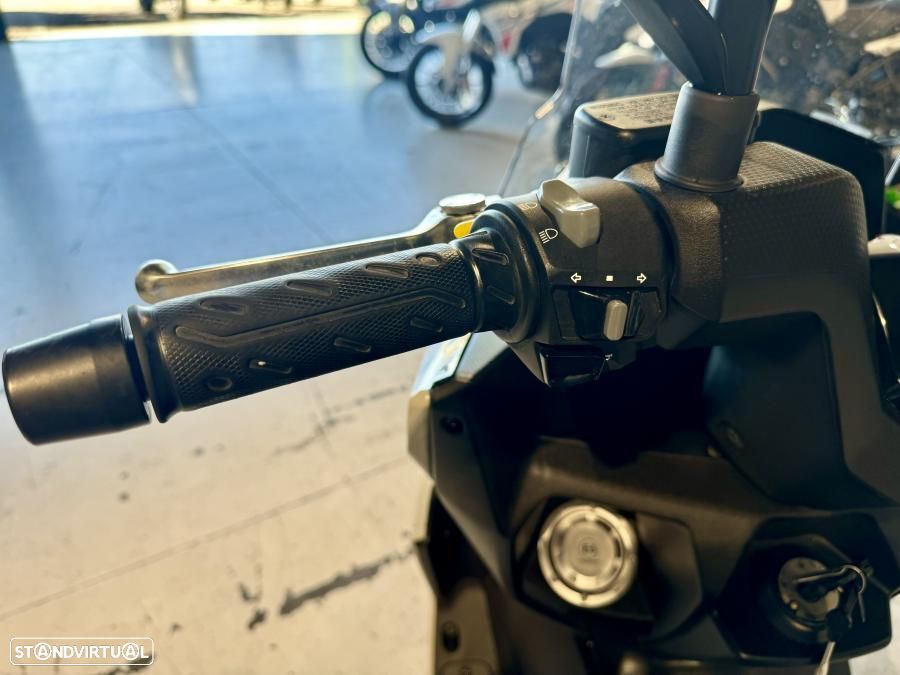 Kymco Dink R 125 - 9