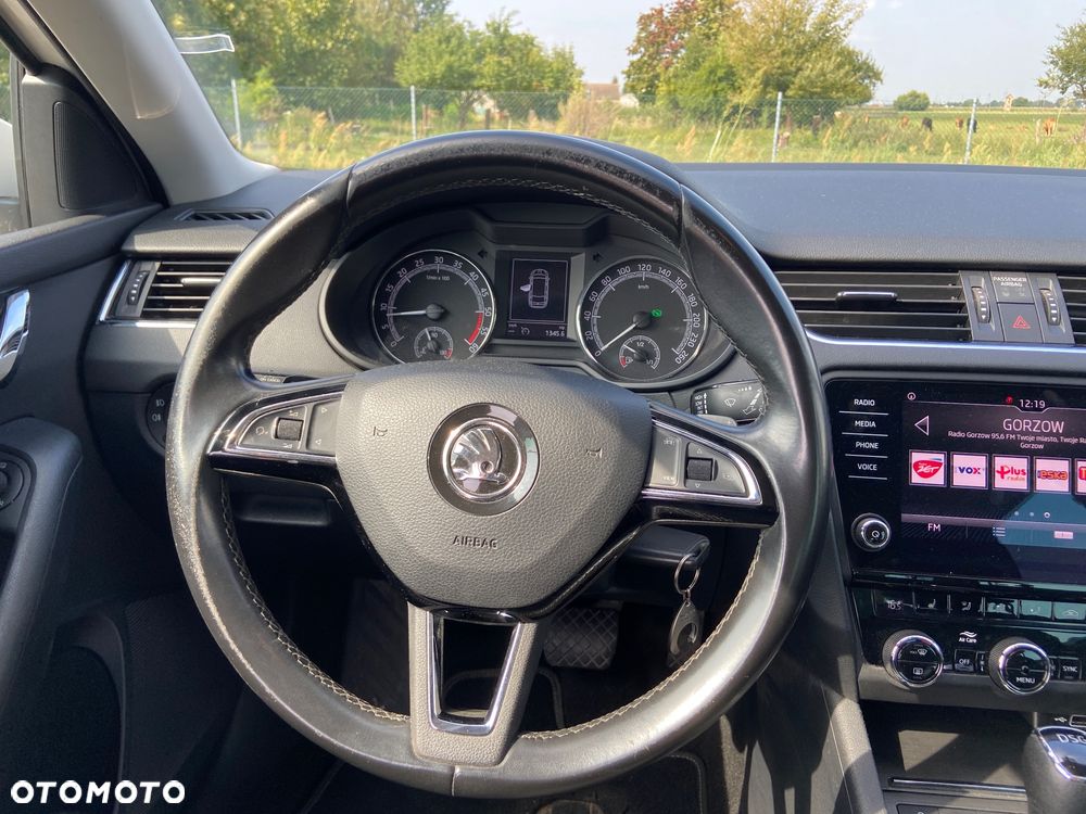 Skoda Octavia 1.6 TDI DSG Soleil - 24