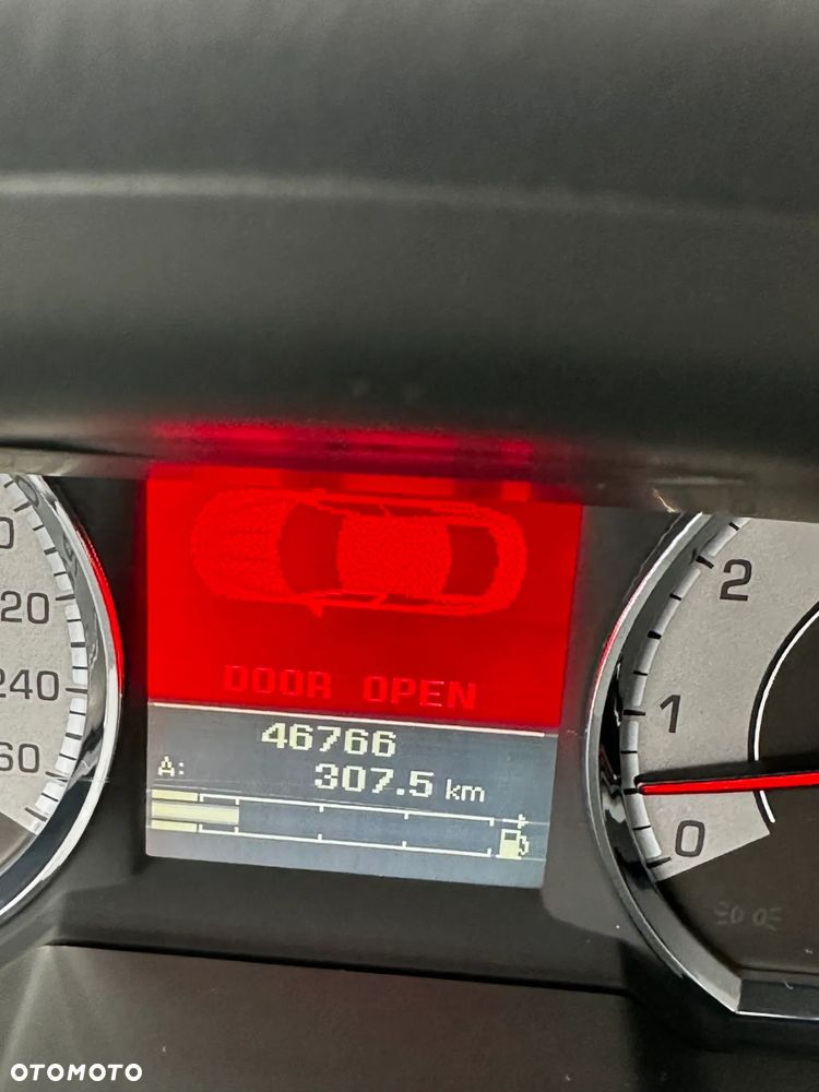 Jaguar XF XFR - 35