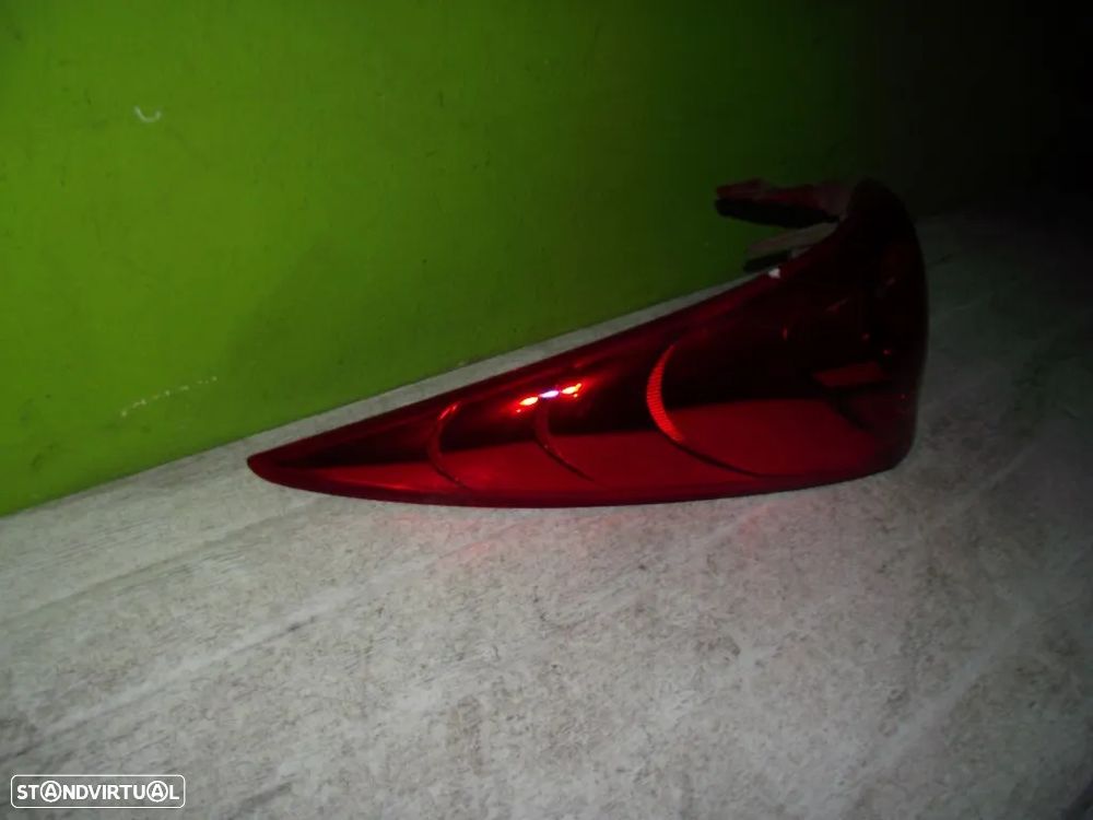 Farolim Trás Esquerdo Peugeot 207 Sw - 2007 / 2010 - 3
