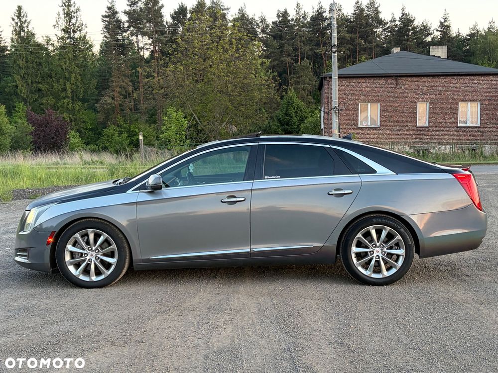 Cadillac XTS - 2