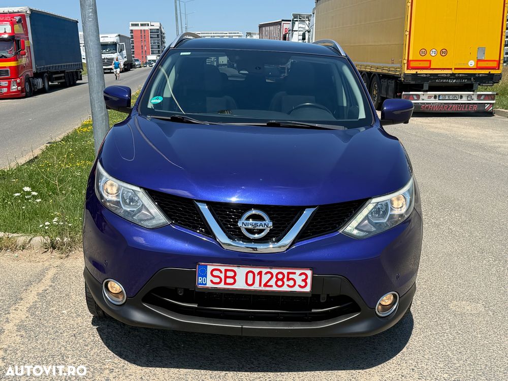 Nissan Qashqai 1.6 DCI Start/Stop X-TRONIC Tekna - 2
