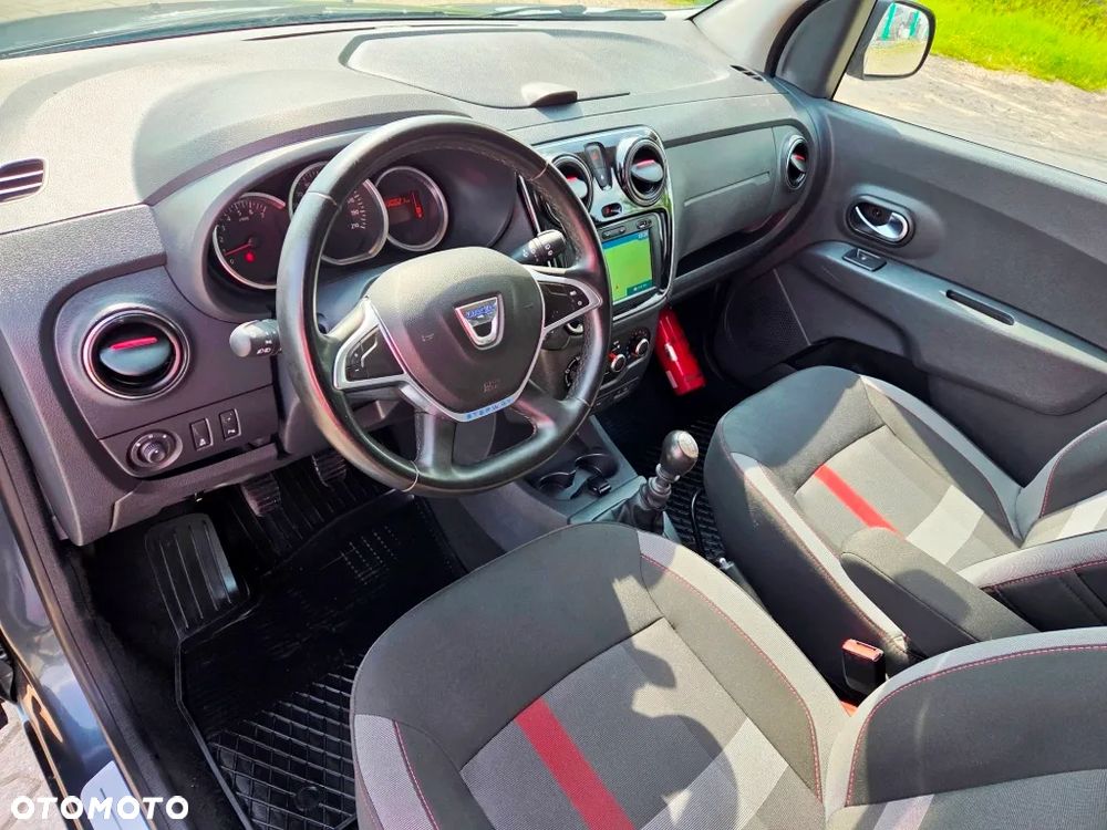 Dacia Lodgy 1.3 TCe Stepway S&S - 25