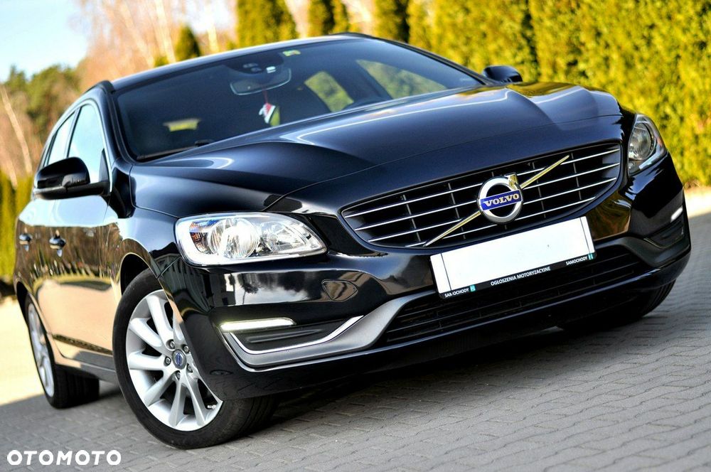 Volvo V60 D3 Summum - 28