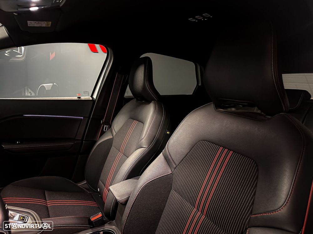 Renault Captur - 17