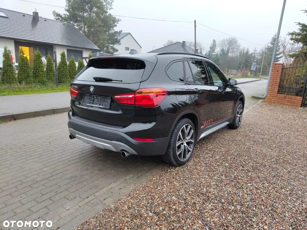 BMW X1 xDrive25d Sport Line - 34