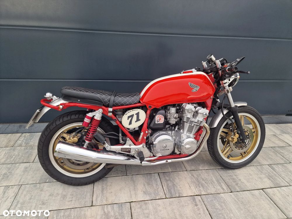 Honda CB - 2