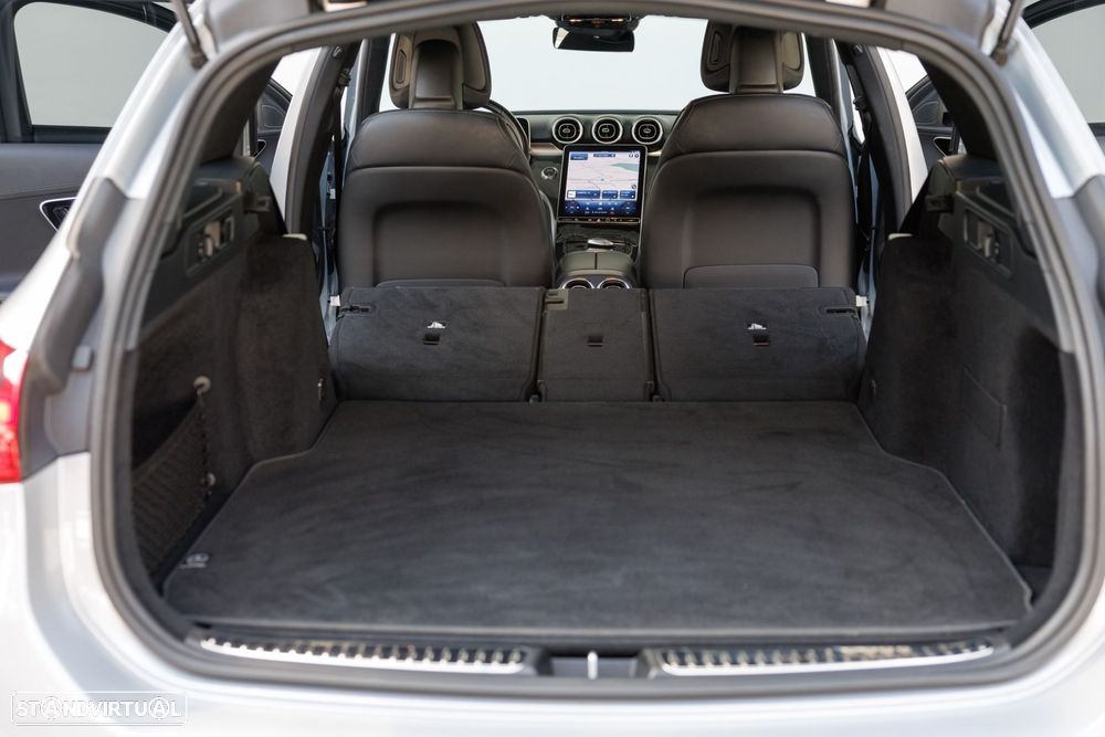 Mercedes-Benz C 300 d AMG Line - 32