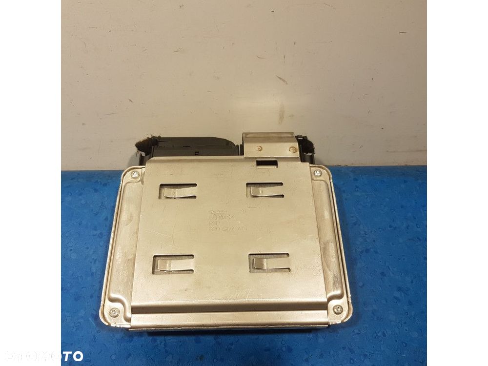 AUDI A4 B6 STEROWNIK SILNIKA 8E0907411 - 2