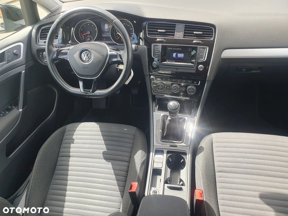 Volkswagen Golf 1.2 TSI BMT Trendline Perfectline - 6
