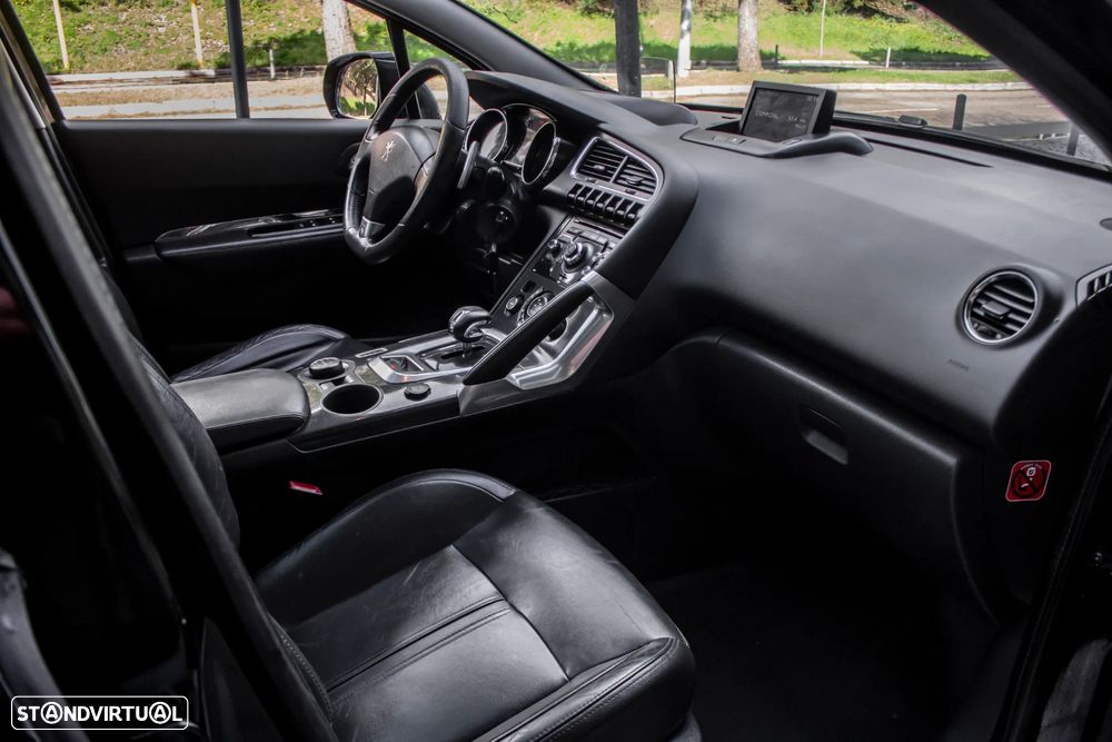 Peugeot 3008 2.0 HDi Hybrid4 - 27