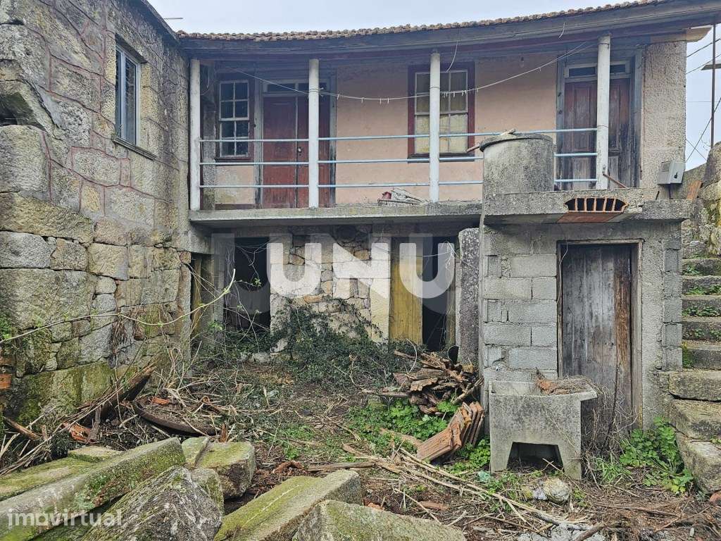 Moradia T3 - Para Reconstrução Total - Grande imagem: 4/15