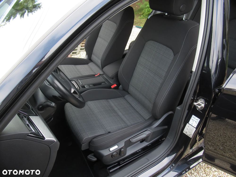 Volkswagen Passat 2.0 TSI Business DSG - 6