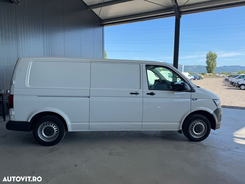 Volkswagen Transporter - 12