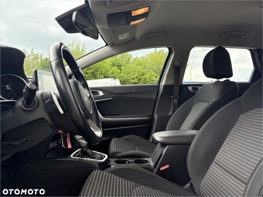 Kia Ceed 1.5 T-GDI M DCT - 10