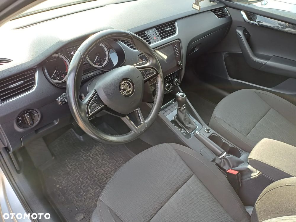 Skoda Octavia 1.8 TSI DSG Ambition - 15