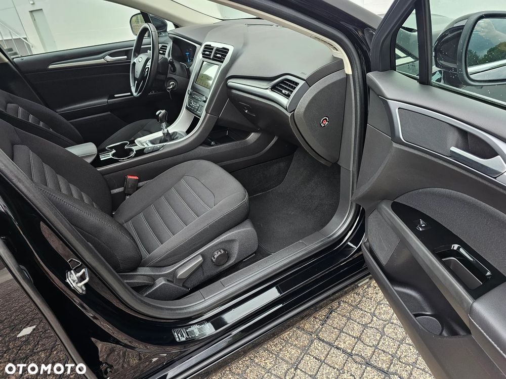 Ford Mondeo 2.0 TDCi STart-Stopp Titanium - 30