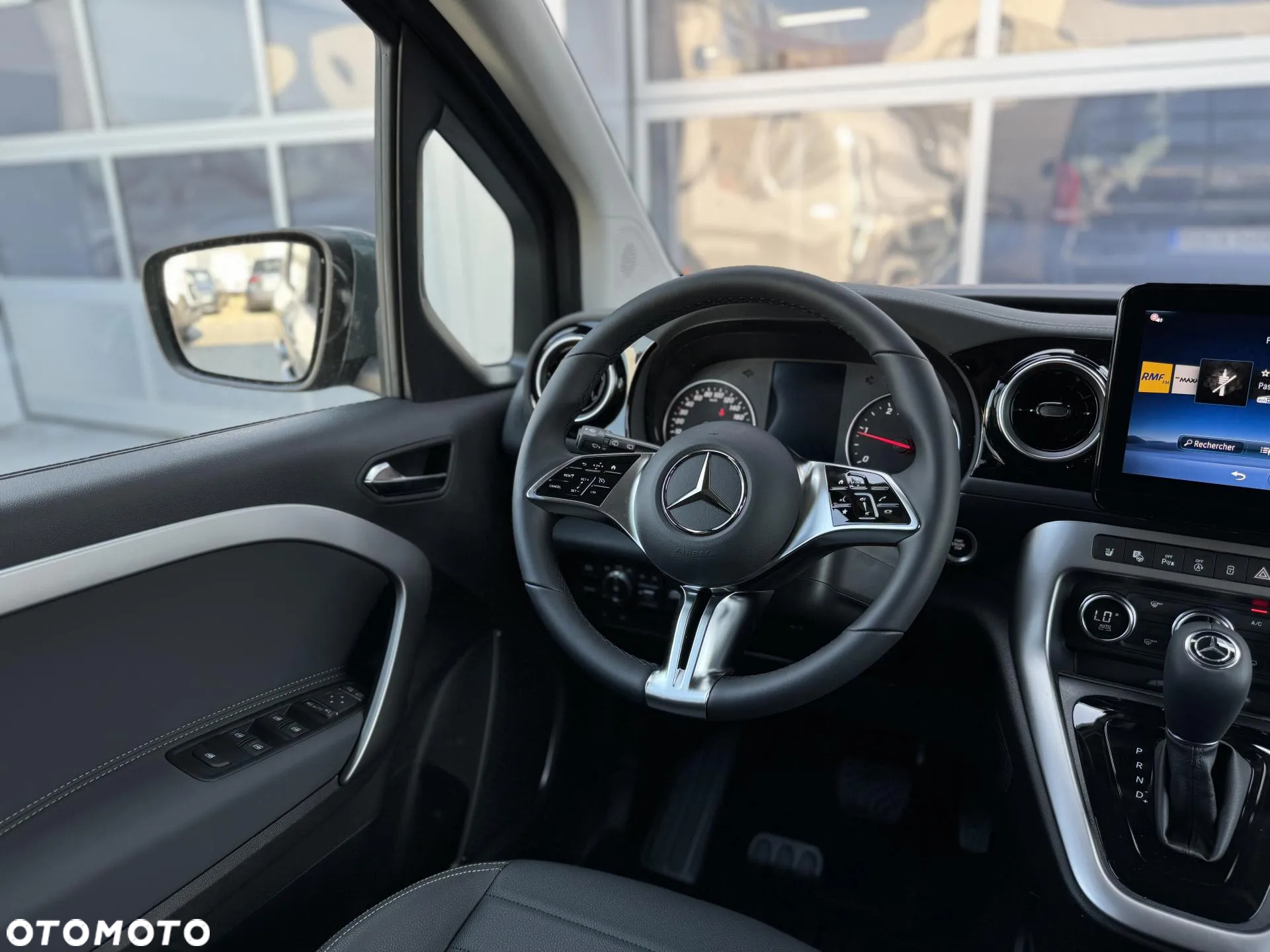 Mercedes-Benz Klasa T 180 d Progressive - 13