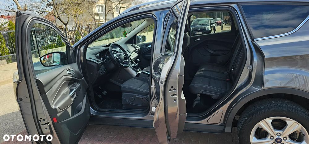 Ford Kuga 1.6 EcoBoost 2x4 SYNC - 14