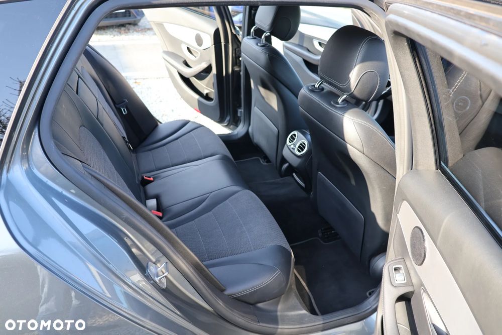 Mercedes-Benz Klasa C 200 d Avantgarde - 15