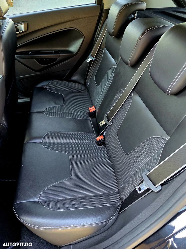 Ford Fiesta 1.6 TDCI Individual - 17