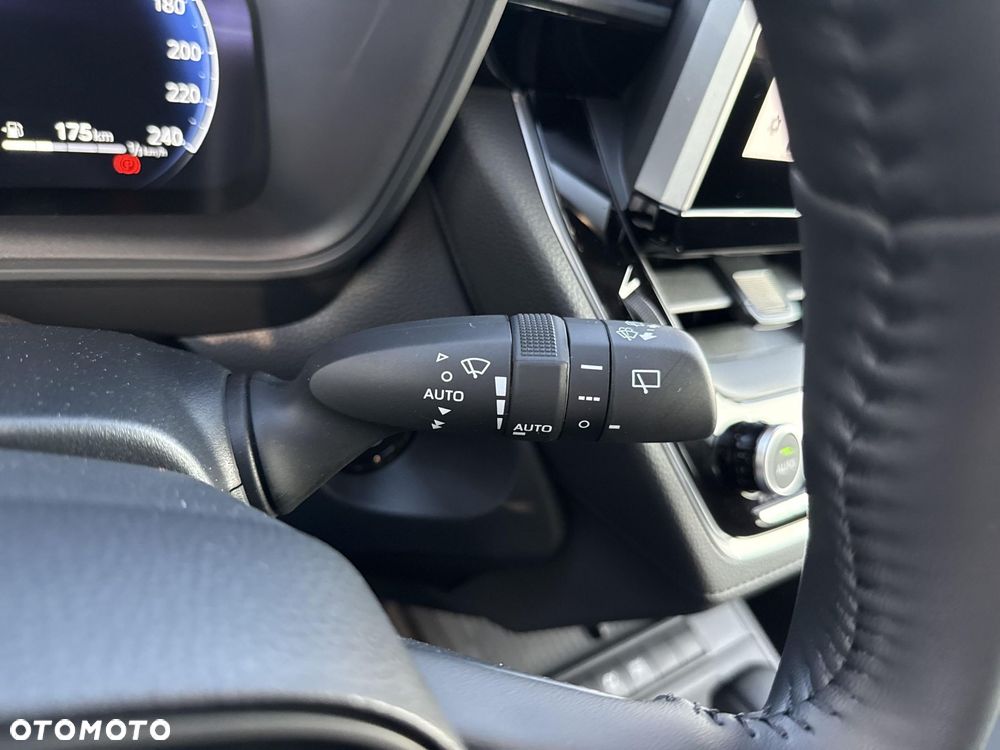 Toyota Corolla Cross 1.8 Hybrid Comfort - 23