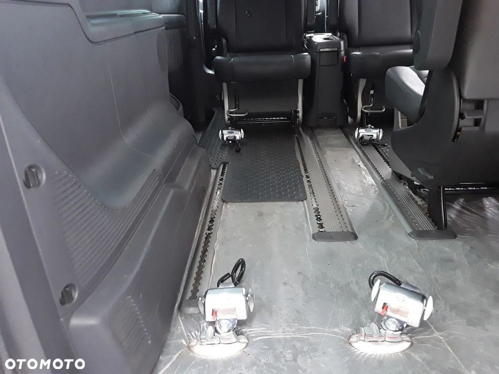 Mercedes-Benz Viano - 23