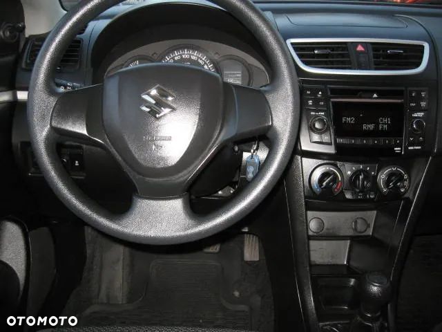 Suzuki Swift 1.2 Club - 10