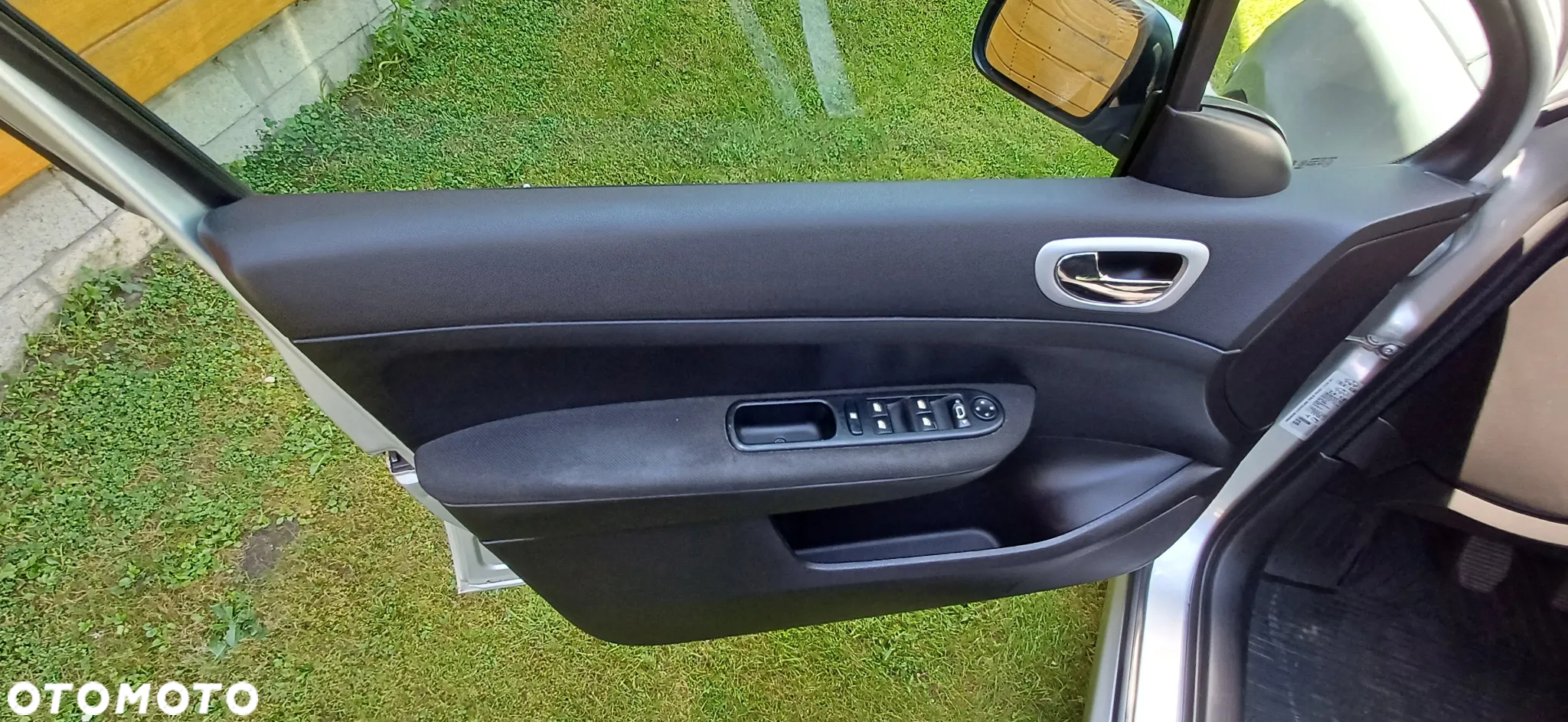 Peugeot 307 1.6 - 8