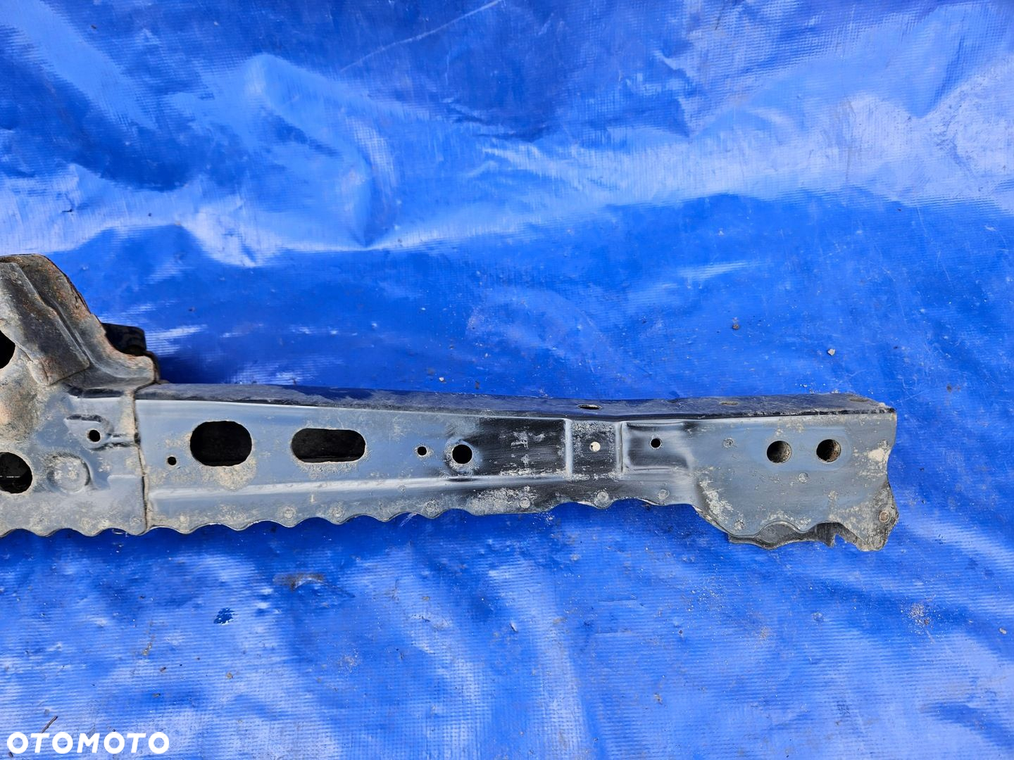 Toyota Auris I 07-12 belka silnika pod chłodnice trawers 1.6 - 3