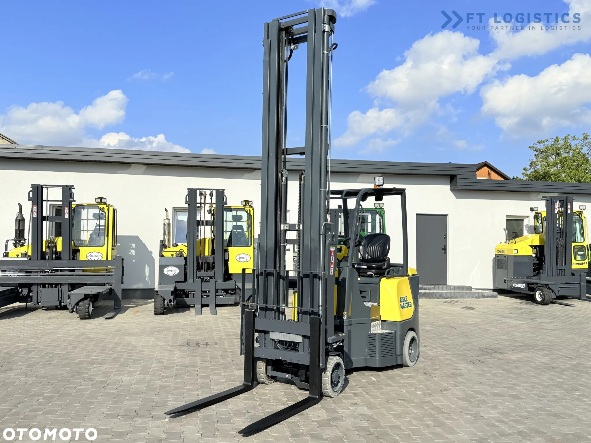 Combilift AISLE MASTER 20SHE / PRZEGUBOWY WÓZEK WIDŁOWY / TRIPLEX 8500MM / ELEKTRYCZNY / WOLNY SKOK / PRZESUW WIDEŁ / NOWE OPONY / JEDYNE 1176H / STAN IDEALNY / Szeroka oferta wózków czterokierunkowych i bocznych, dopasowanych do różnorodnych potrzeb i zastosowań - 5