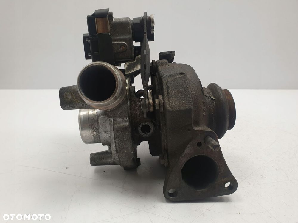 TURBOSPRĘŻARKA Peugeot 407 2.7 HDI _ 4U3Q-6K682-BK - 3