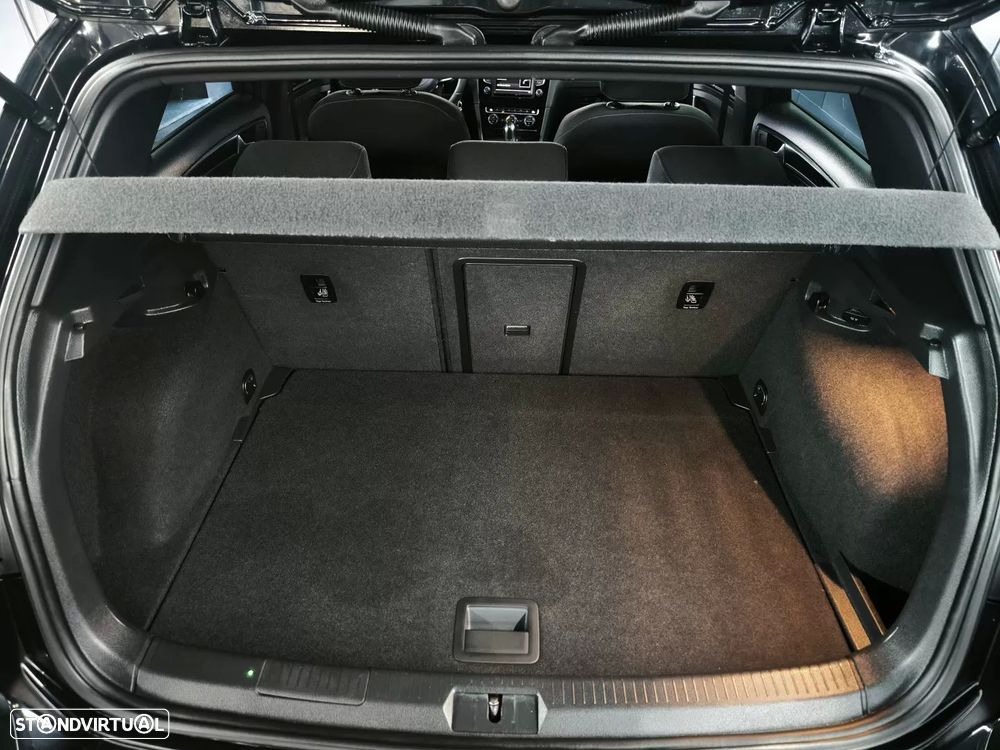 VW Golf 2.0 TDI GTD DSG - 43