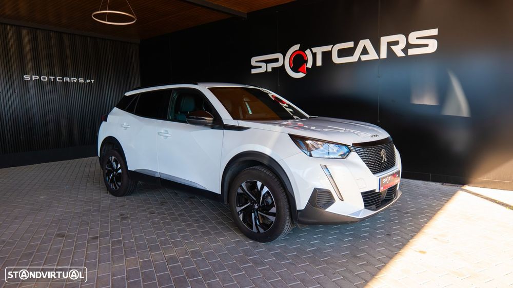 Peugeot 2008 1.2 PureTech Allure Pack EAT8 - 3