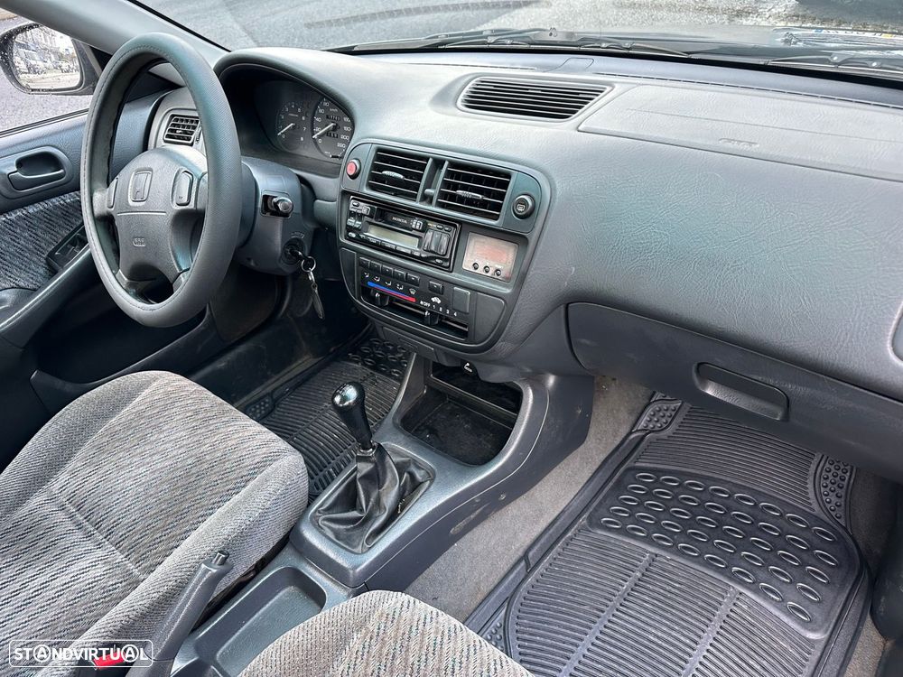 Honda Civic 1.4i S - 7