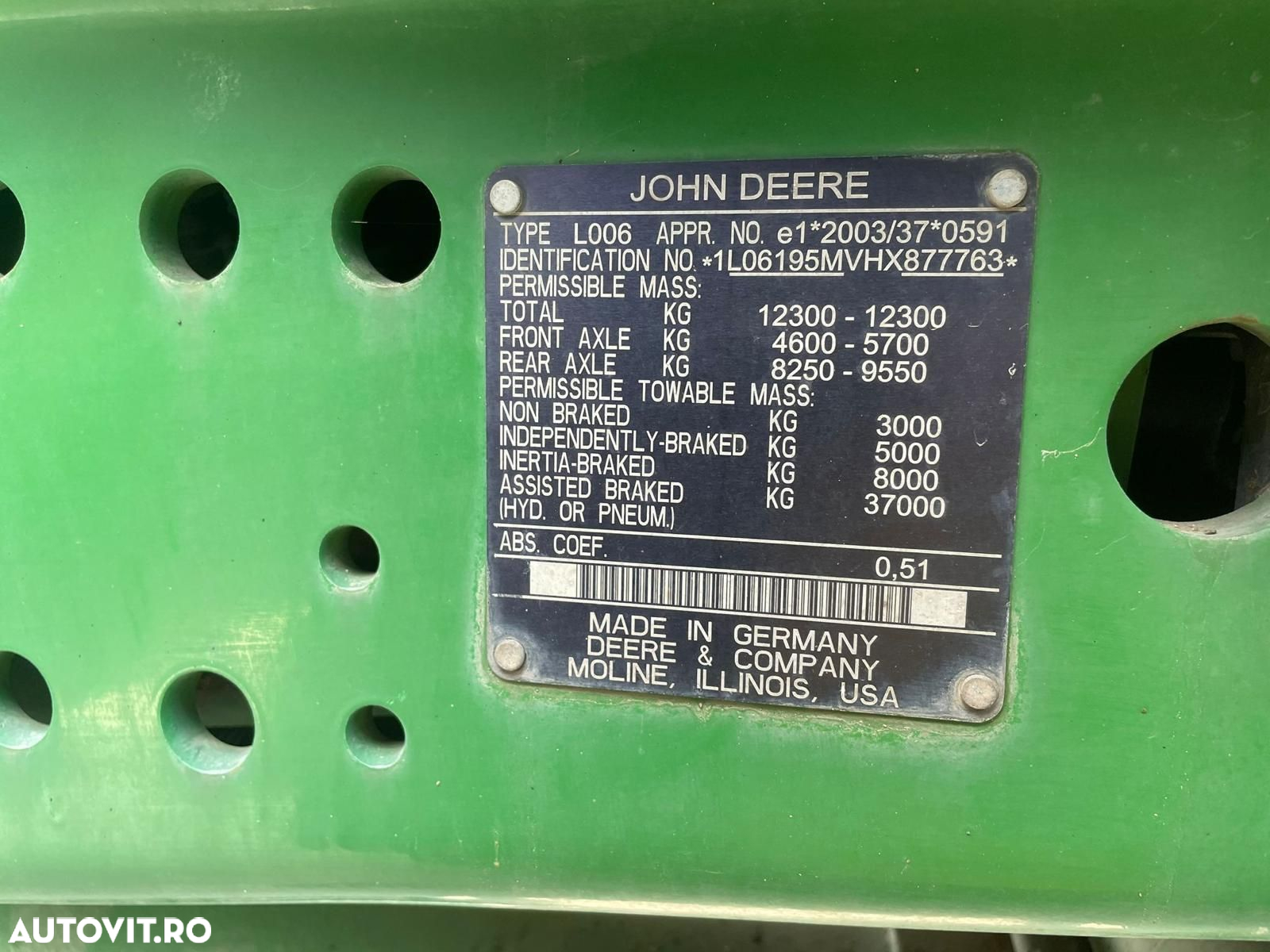 John Deere 6195 M Tractor - 4