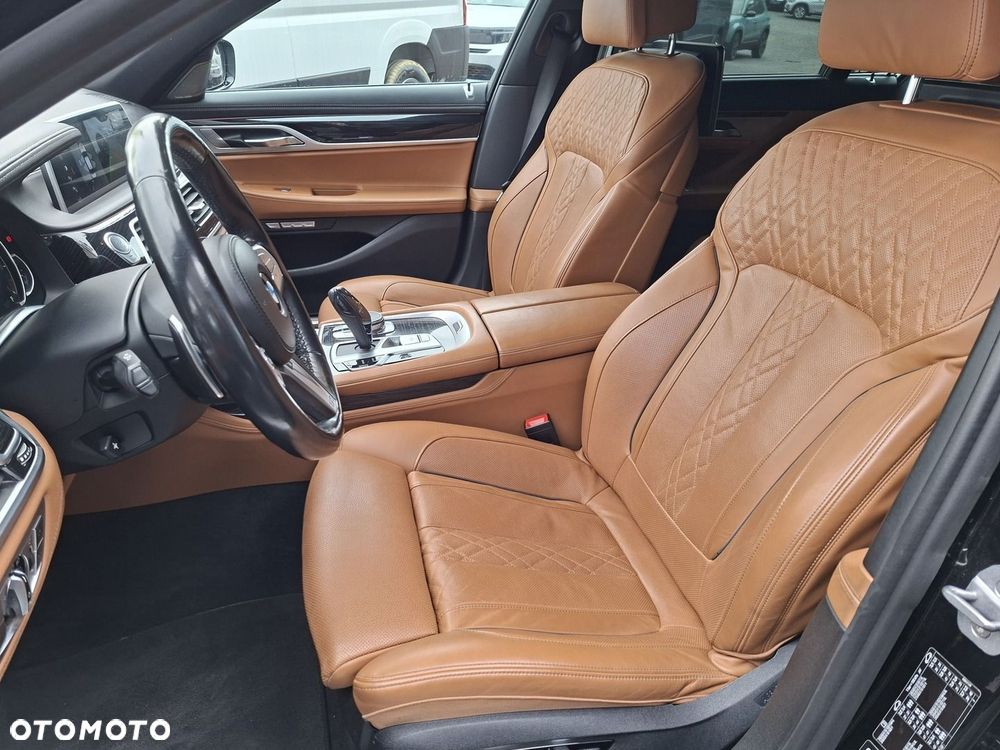 BMW Seria 7 750Ld xDrive - 16