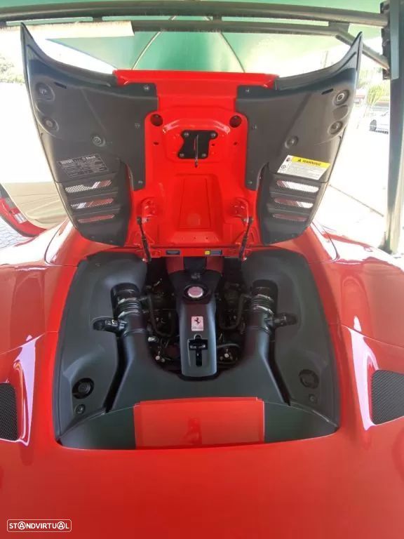 Ferrari F8 Tributo Spider - 26