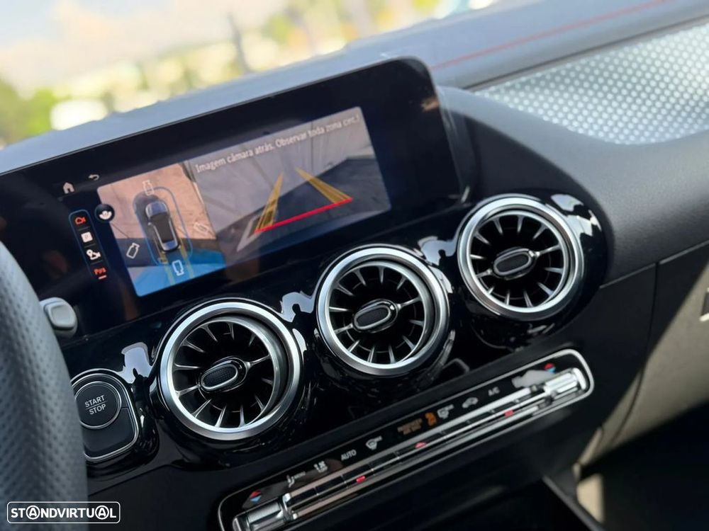 Mercedes-Benz EQA 250+ AMG Line - 16