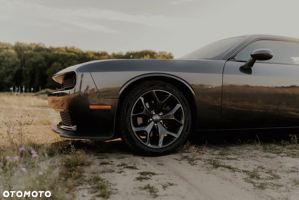 Dodge Challenger 5.7 R/T - 3
