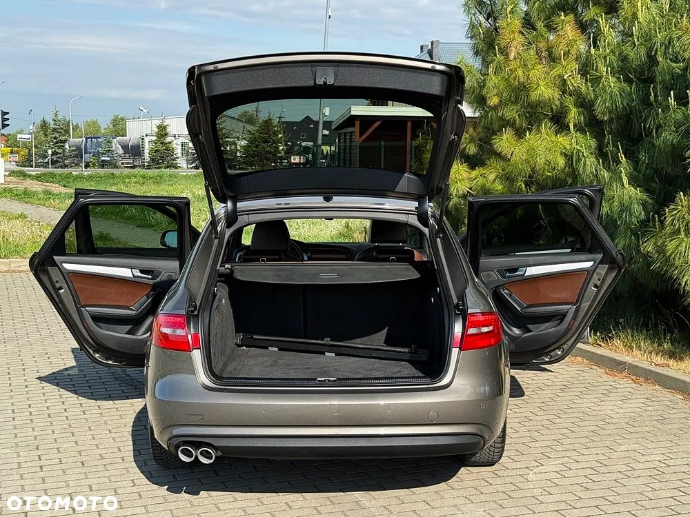 Audi A4 Avant 2.0 TDI DPF Ambition - 17